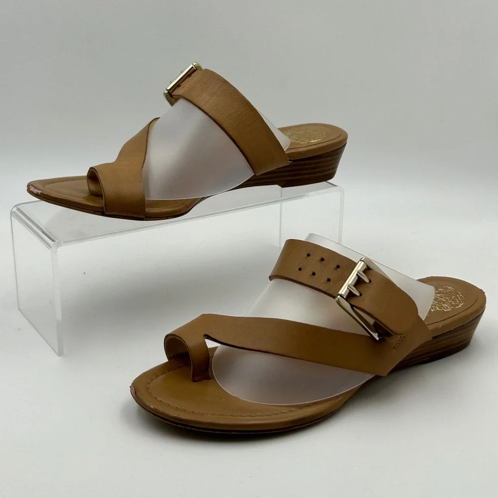 Vince Camuto Ilisha Sandals Womens 6 Brown Leather Buckle Wedge Minimalist Chic